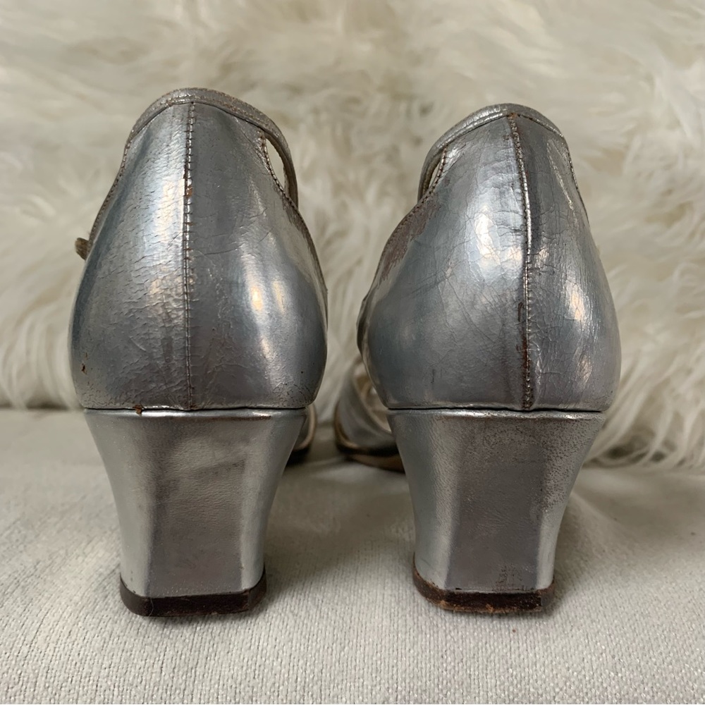 Antique 1920s Silver Leather T-Strap Art Deco Heels - Picture 6 of 16